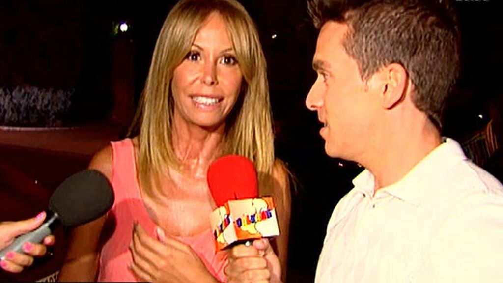 La colaboradora, de celebración con su familia, sus amigos y sus compañeros