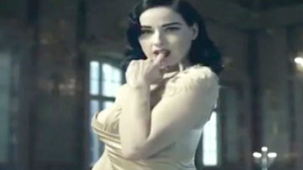 La Dita Von Teese más erótica