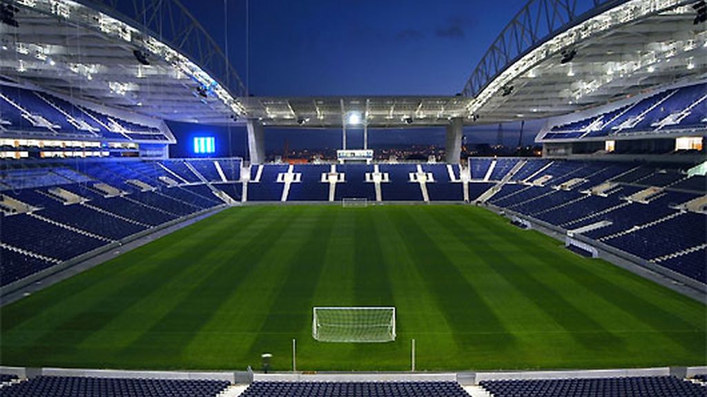 Estádio do Dragão (50.400 espectadores)