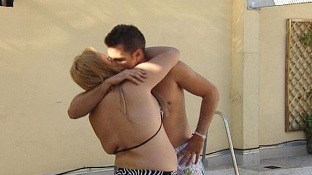 Seducción en la piscina (02/08/10)