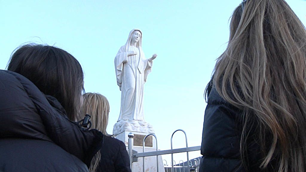 Las mejores fotos de Adela Úcar como penitente