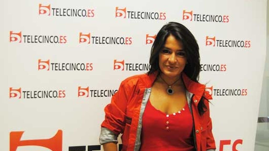 Aída Nízar visita telecinco.es