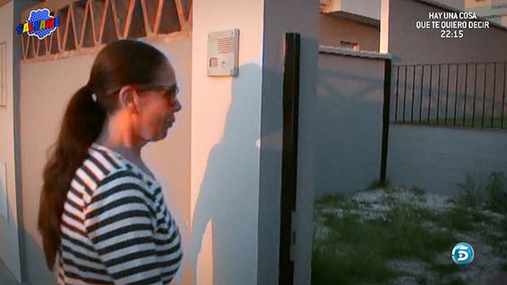 La cantante acude a la casa de Jessica Bueno a recoger al pequeño