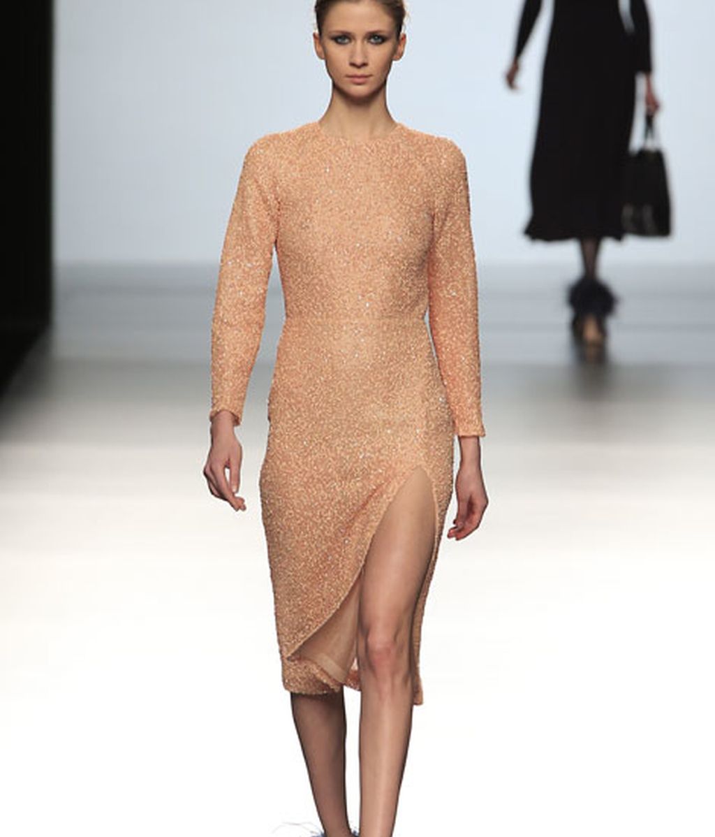 Sofisticación y elegancia en azules, rosas y burdeos