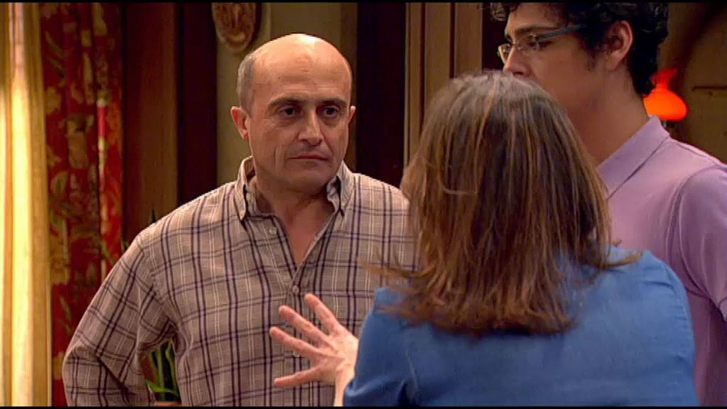 Chema no puede dejar de sentirse un 'rídiculo cornudo'