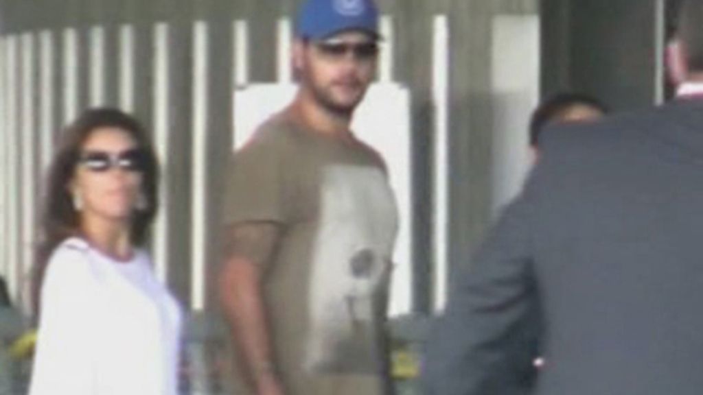 Los mimos de Eva Longoria y Eduardo Cruz