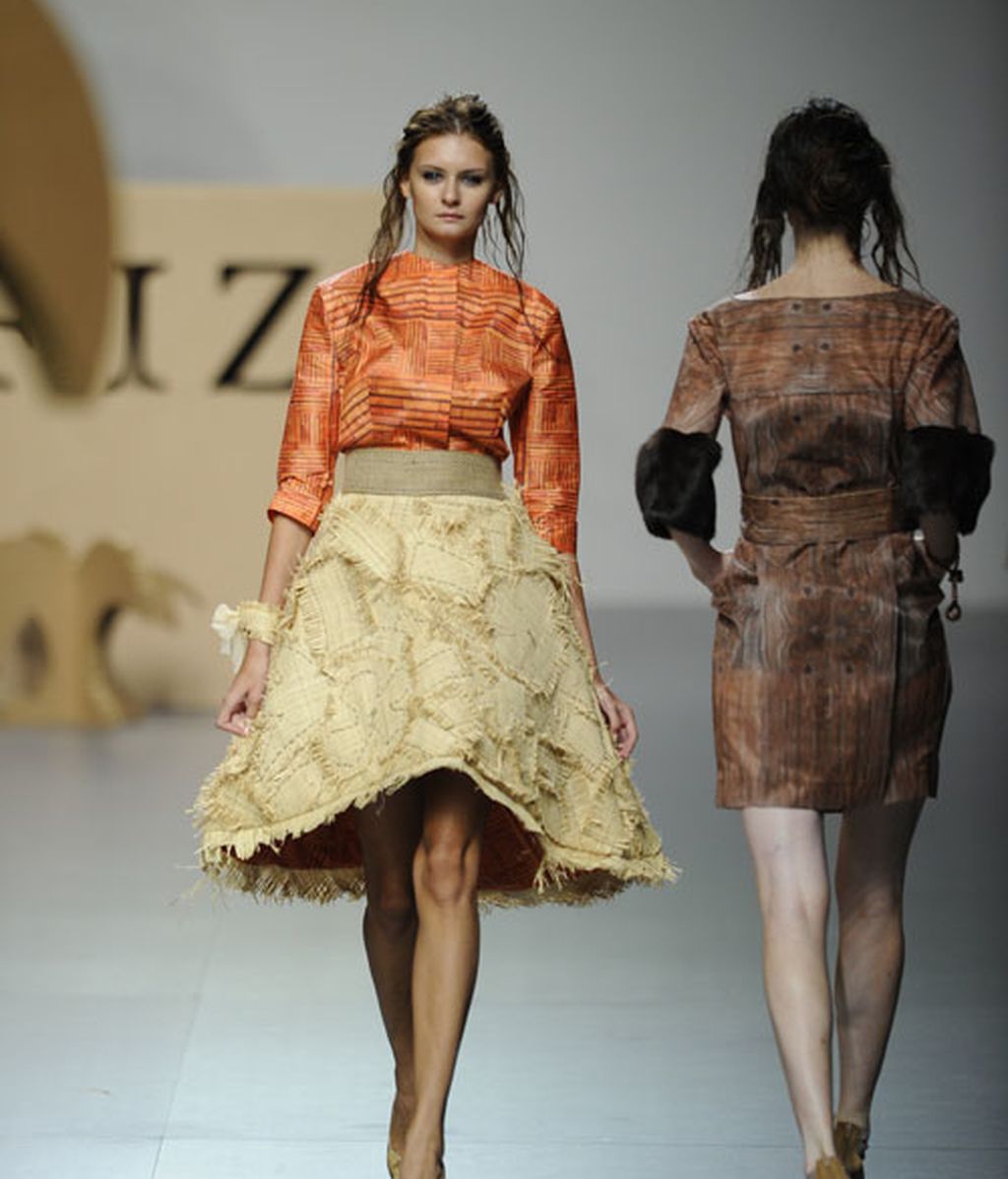 Ion Fiz trae sus tejidos del trópico