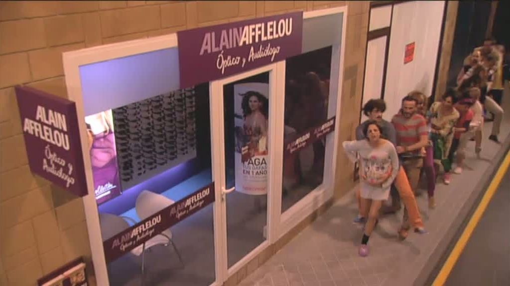 La comunidad al completo se vuelca en el parto