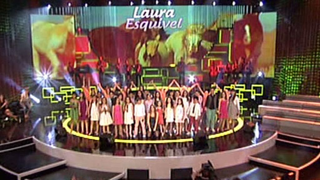 Pilar Rubio se transforma en 'Patito'