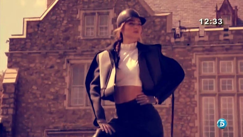 La modelo australiana adelanta la moda del otoño