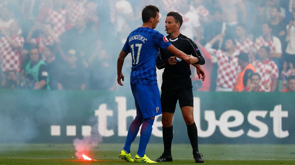 Los jugadores croatas piden calma a su afición