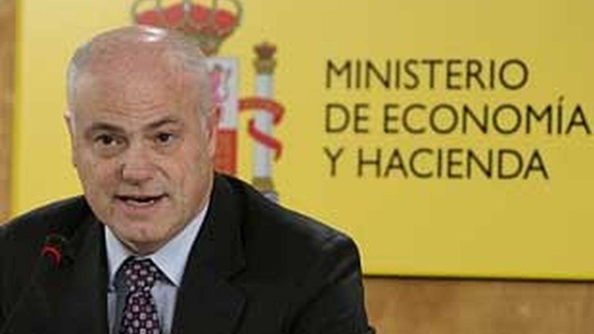 En su opinión, la rebaja de la calificación de la deuda desde la categoría AA+ a AA con perspectiva negativa es "sorprendente". FOTO: EFE / Archivo En su opinión, la rebaja de la calificación de la deuda desde la categoría AA+ a AA con perspectiva negativa es "sorprendente". FOTO: EFE / Archivo