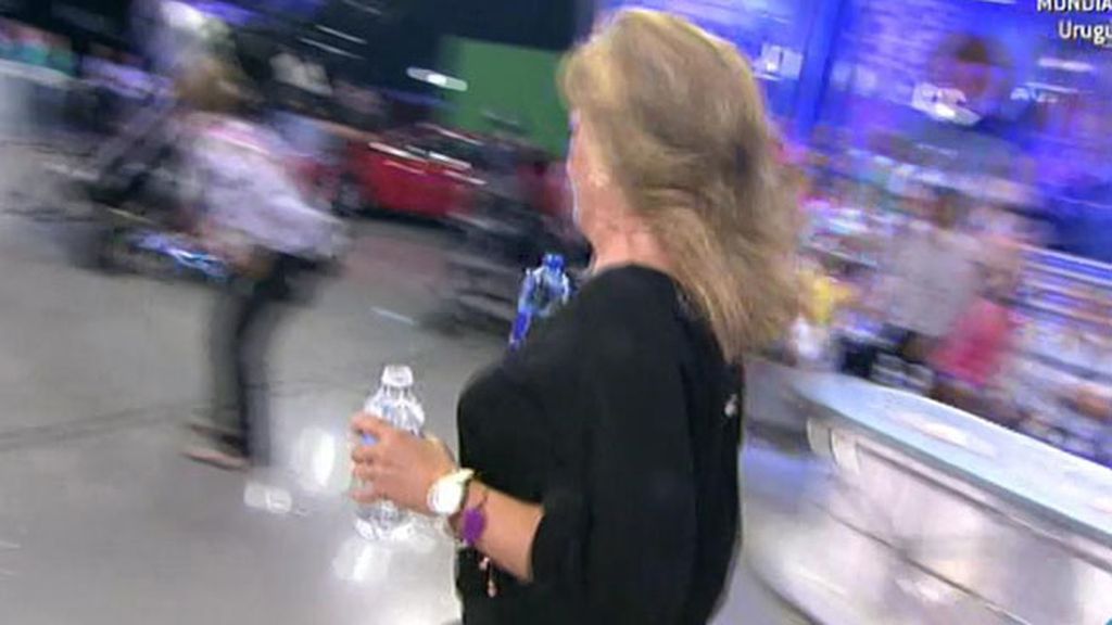 Lydia Lozano ha tenido que ser atendida por un médico