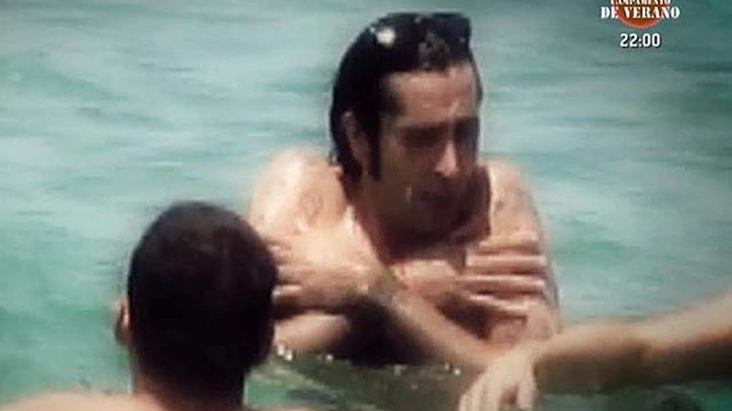 'La Nancy rubia' se da un chapuzón