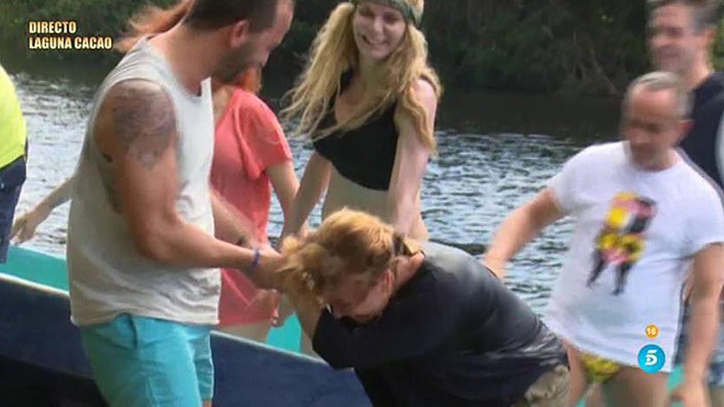 Mila Ximénez llega a Laguna Cacao con el pie izquierdo