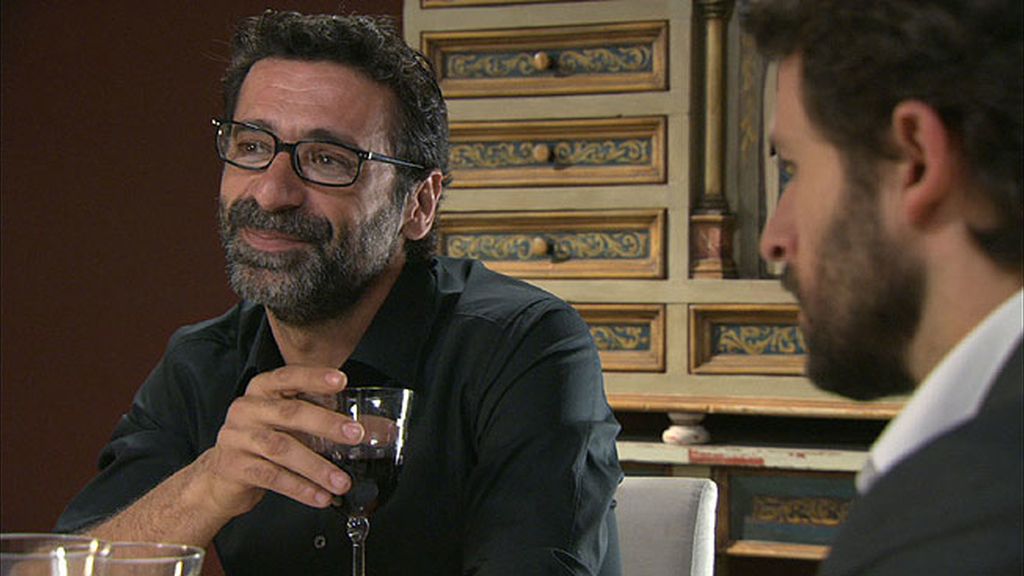 Malena, entusiasmada porque su libro podría ser llevado al cine