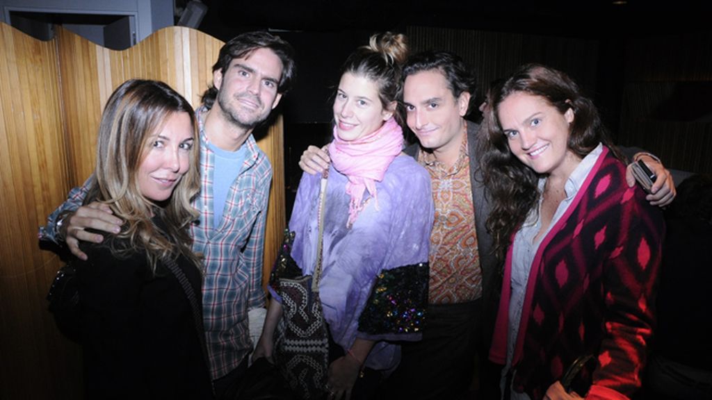 Antía de Ron, Luis García Fraile, Mariola Krueger, Josie y Eugenia Fraile