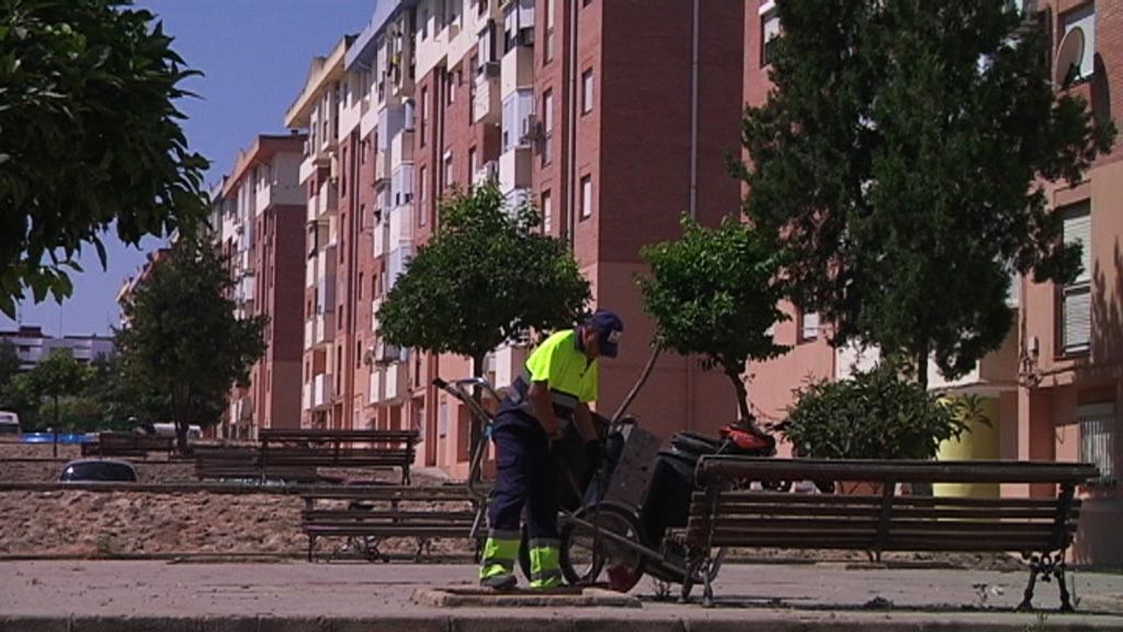 Así viven los vecinos de la calle Gonzalo de Berceo, en Huelva