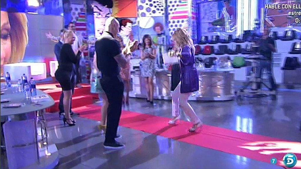 Recorre la alfombra roja que siempre había deseado