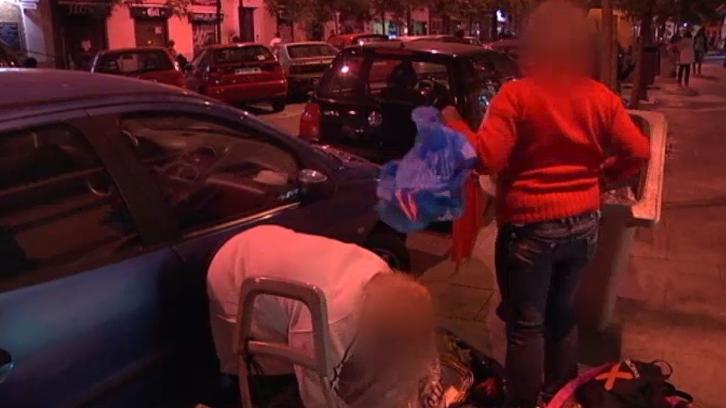 Callejeros se acerca a personas que 'pasan hambre'