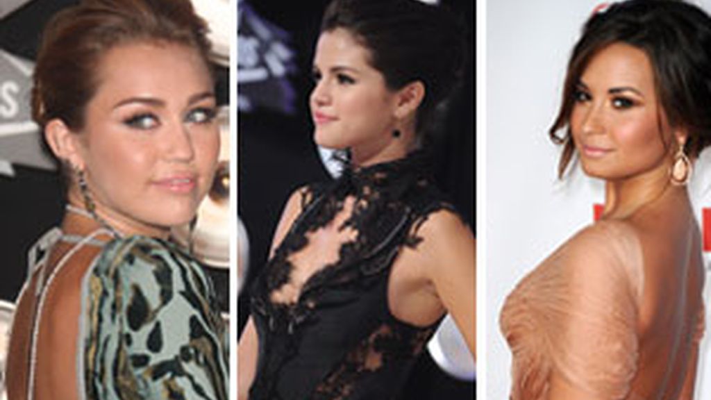 Selena Gomez, Demi Lovato y Miley Cyrus compiten por ser 