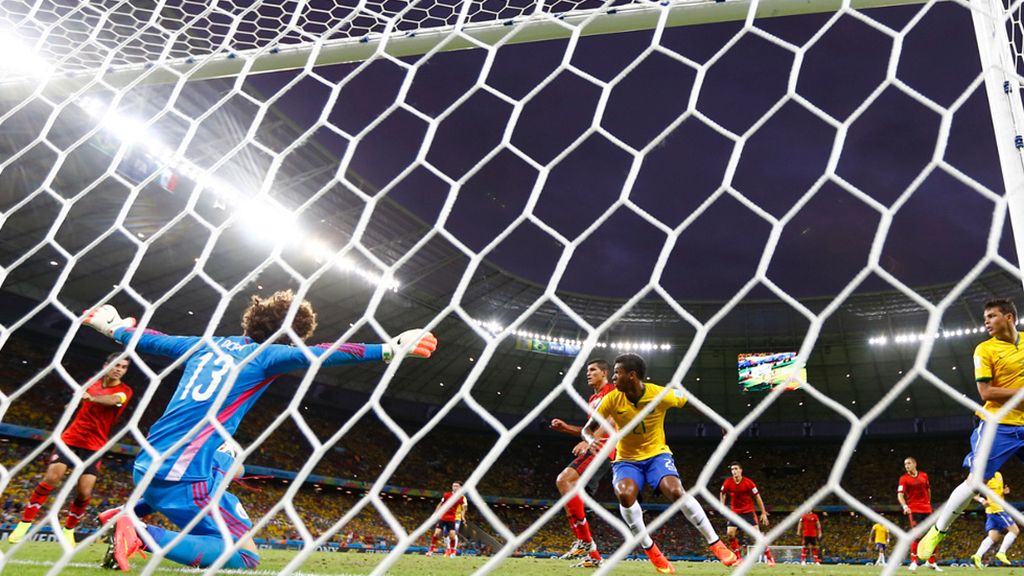 Cuatro paradas para la historia del fútbol mexicano