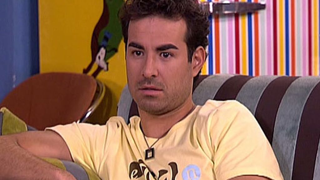 Con un pan debajo del brazo