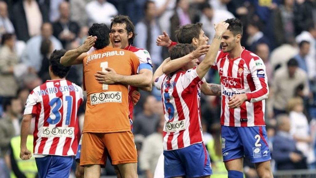 El Sporting acaba con la racha de Mou