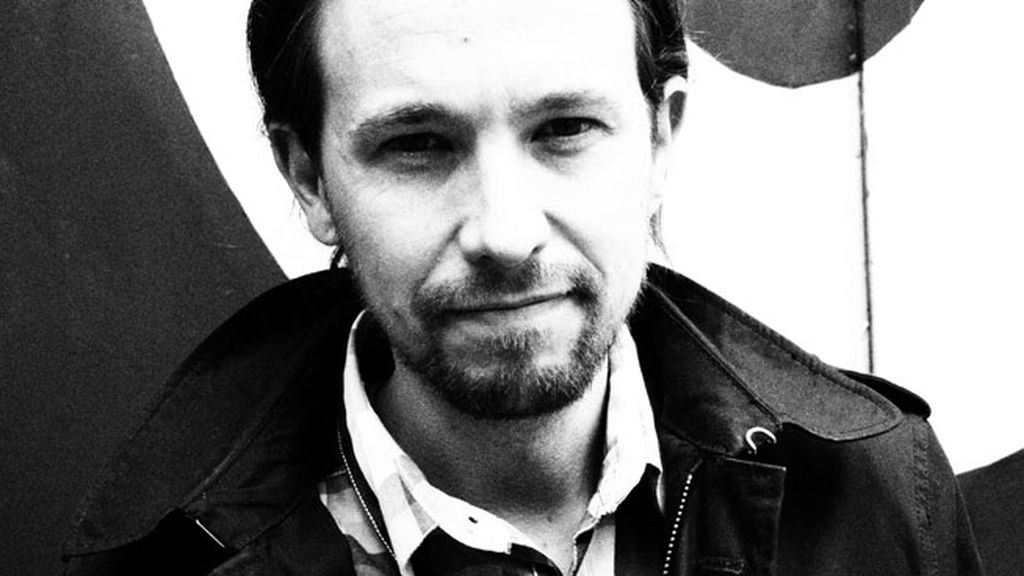 Pablo Iglesias, el hombre del día en fotos: cinco escaños 'sin despeinarse'