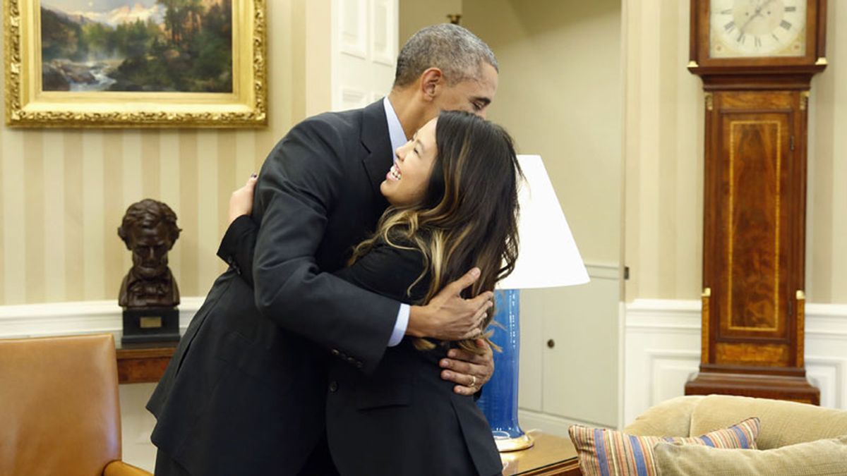 Barack Obama recibe en la Casa Blanca a la enfermera Nina Pham