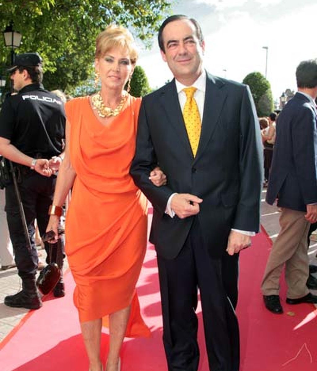 Habituales de la crónica social