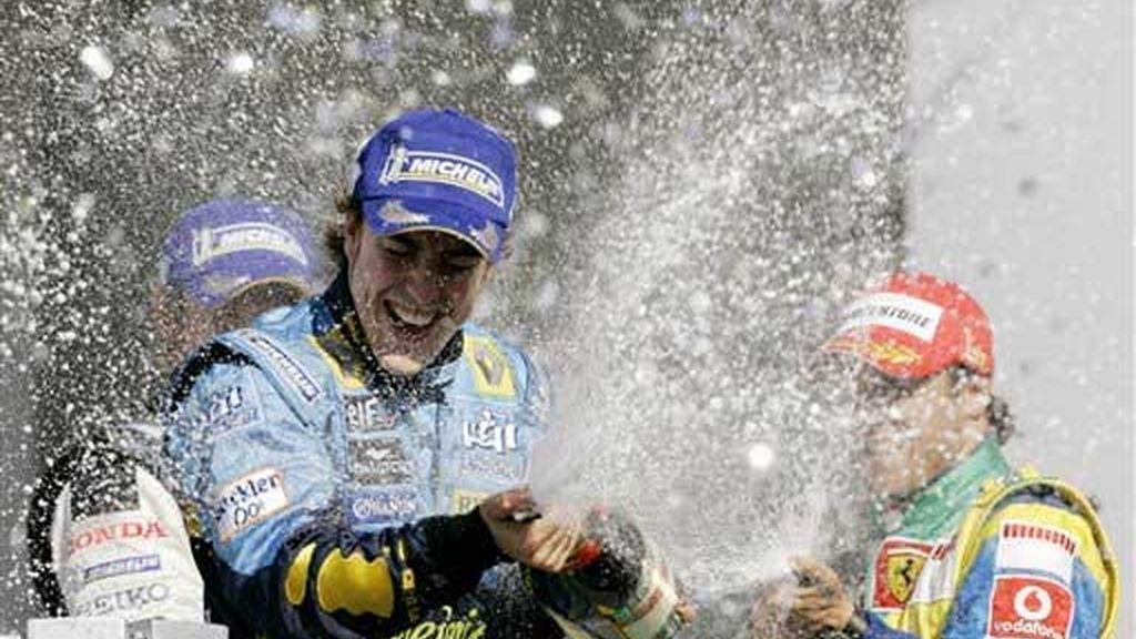 Fernando Alonso, bicampeón del mundo (2005 - 2006)