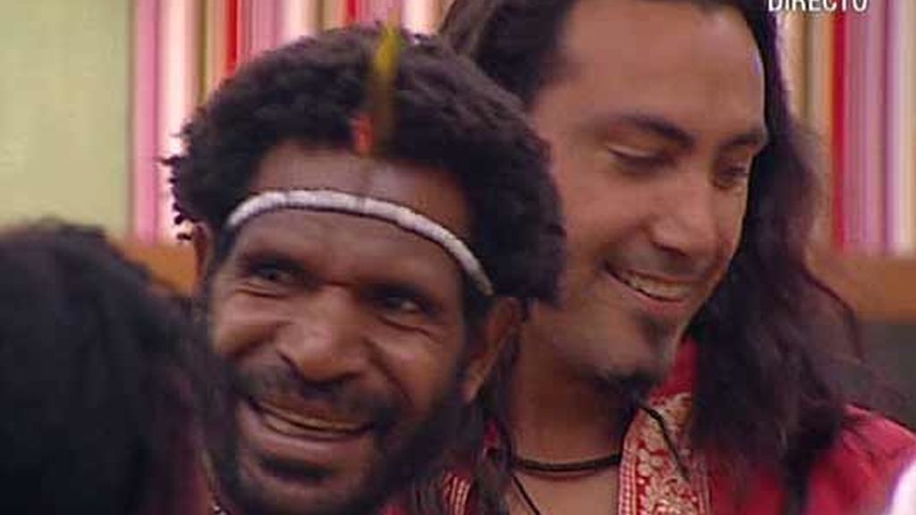 Una tribu indígena 'invade' Guadalix