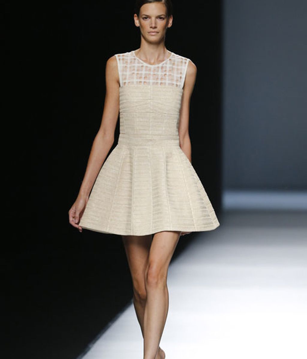 Tejidos naturales y abundancia de tonos empolvados