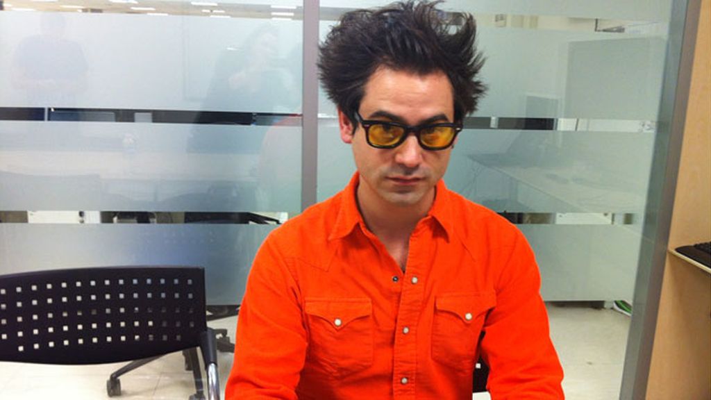 Emmanuel, de 'La Voz' visita telecinco.es