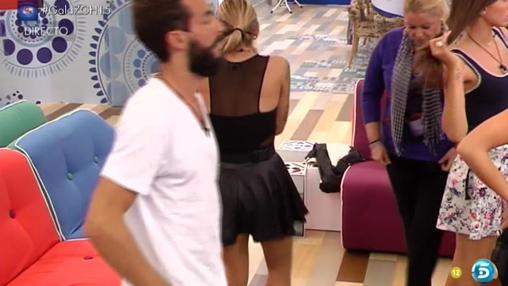 La concursante no puede contener su alegría