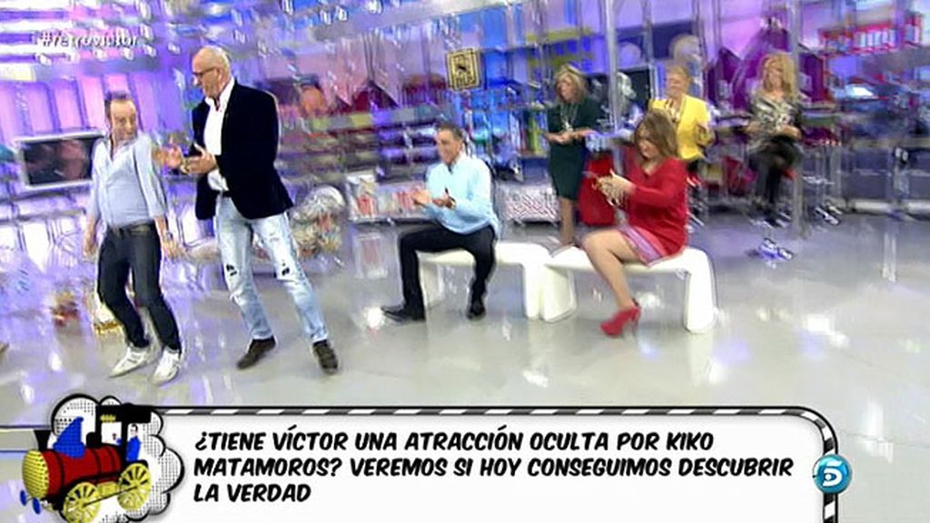 Víctor, a Kiko: "Tienes una cadencia en la cadera..."