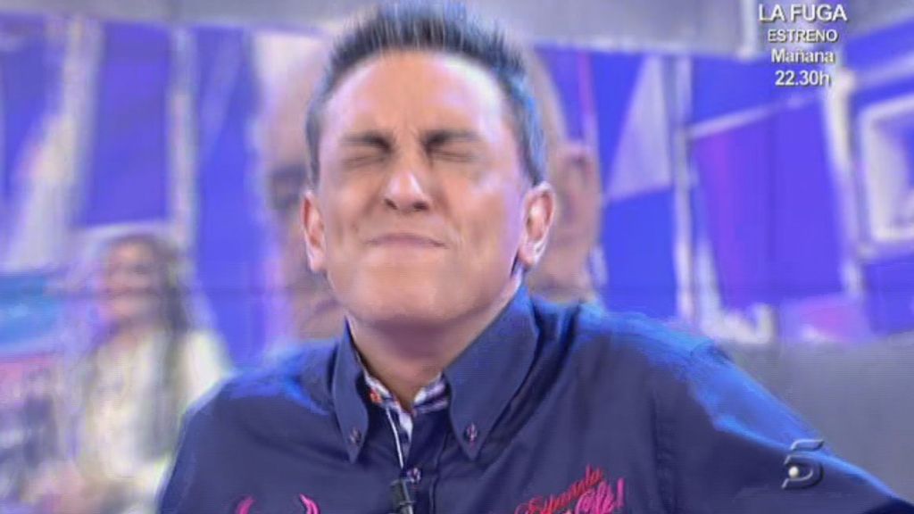 ¡Imita hasta las caras de su compañera!