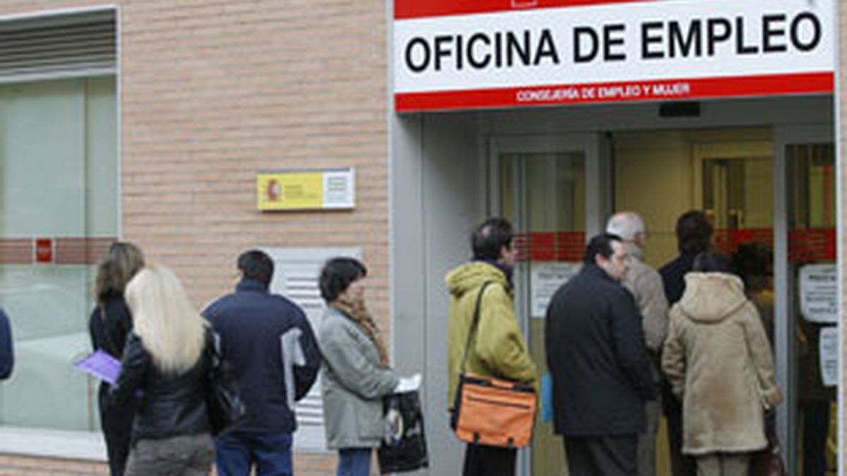 Bruselas avisa de que el paro en España alcanzará el 20,5% en 2011. Foto: EFE.