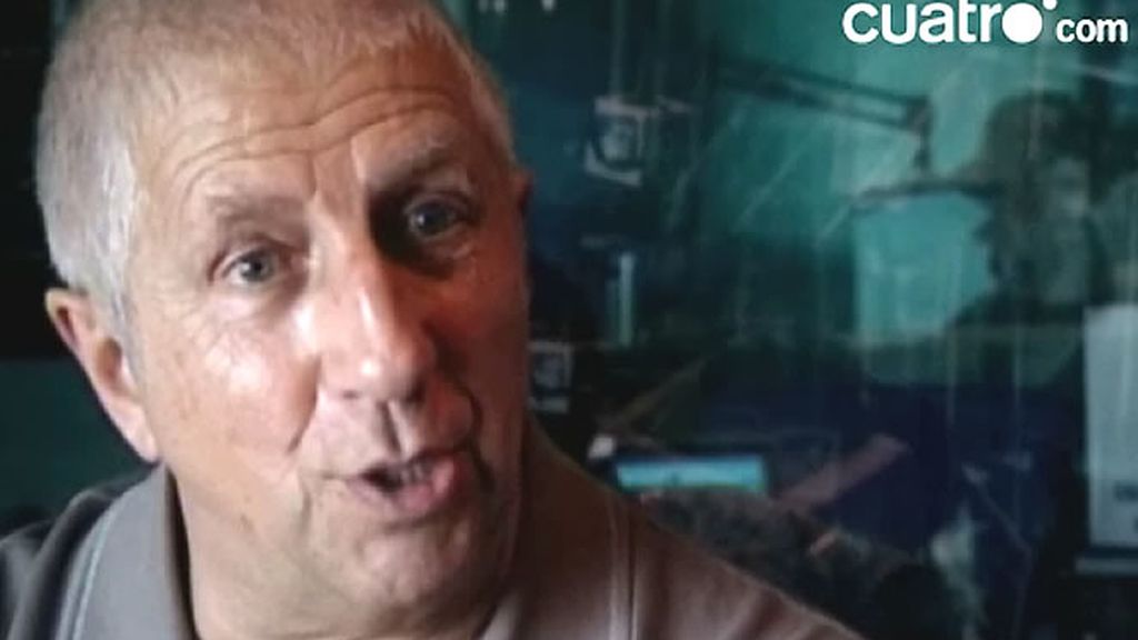 A Pete Price, famoso presentador radiofónico británico, su madre le sometió a un tratamiento para "heterosexualizarlo". Evidentemente, fue un fracaso