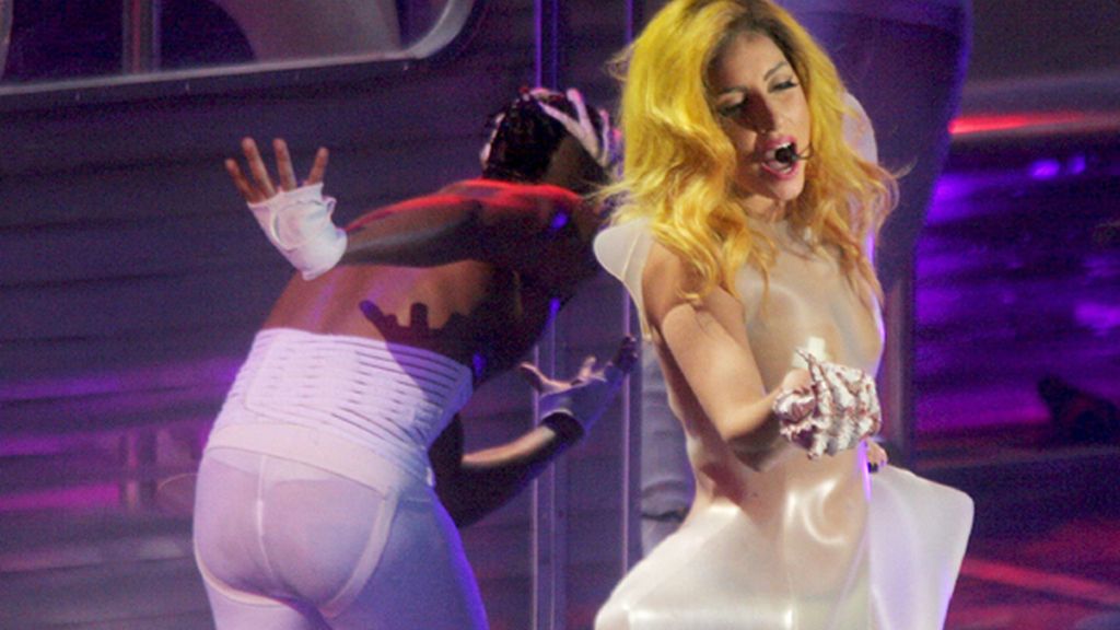 Lady Gaga desata la locura en Barcelona