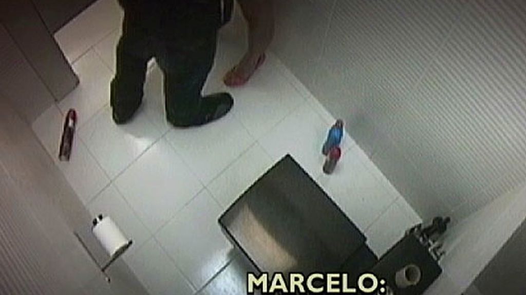 Laura, Marcelo y las manos del consuelo