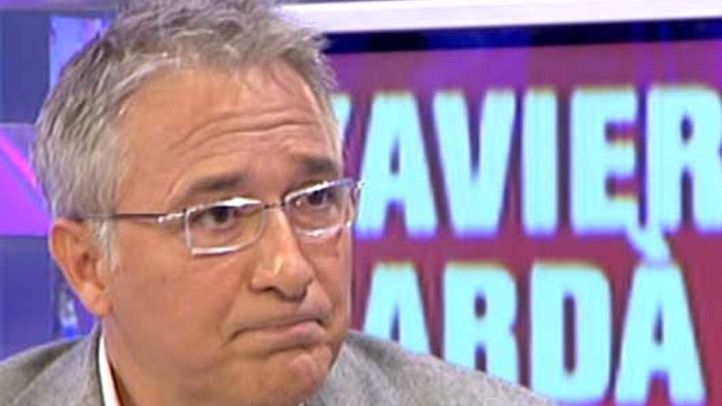 Javier Sardá visita el plató de 'Sálvame'