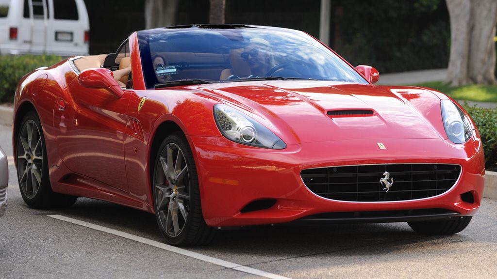 Uno de los coches de Paris Hilton