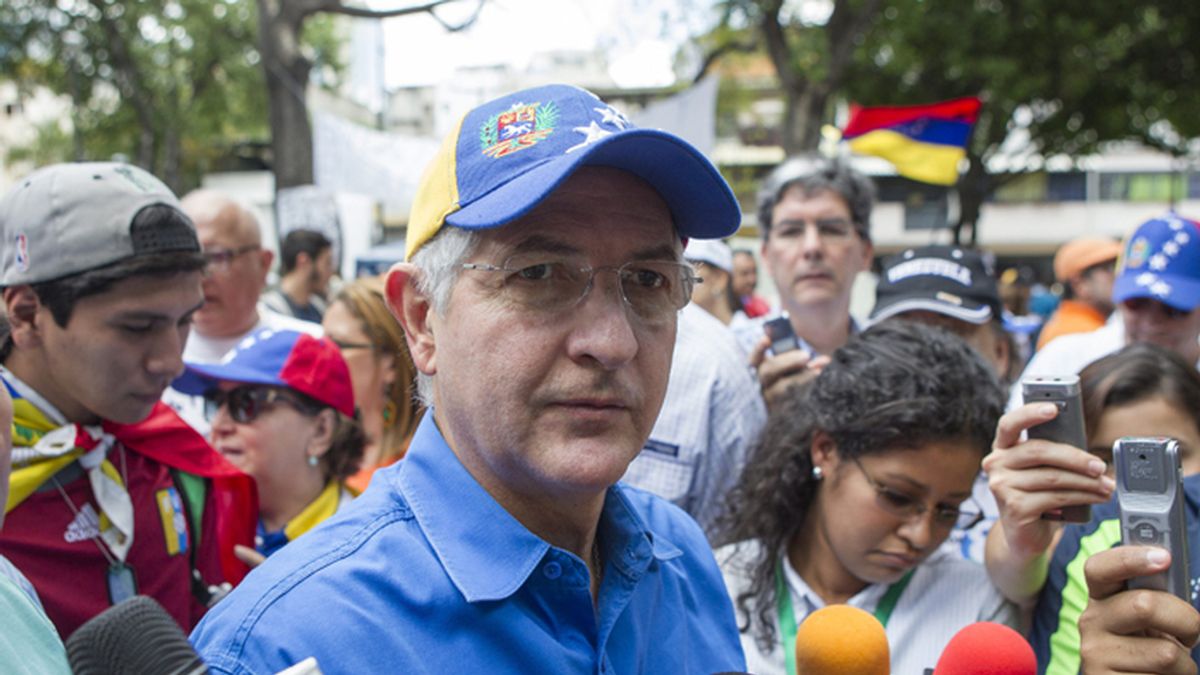 Detenido el alcalde metropolitano de Caracas, el opositor Antonio Ledezma