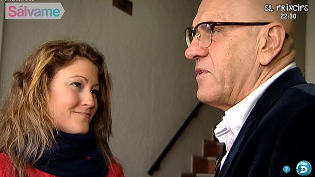 El colaborador de 'Sálvame', junto a Cristina Soria, recuerda su infancia