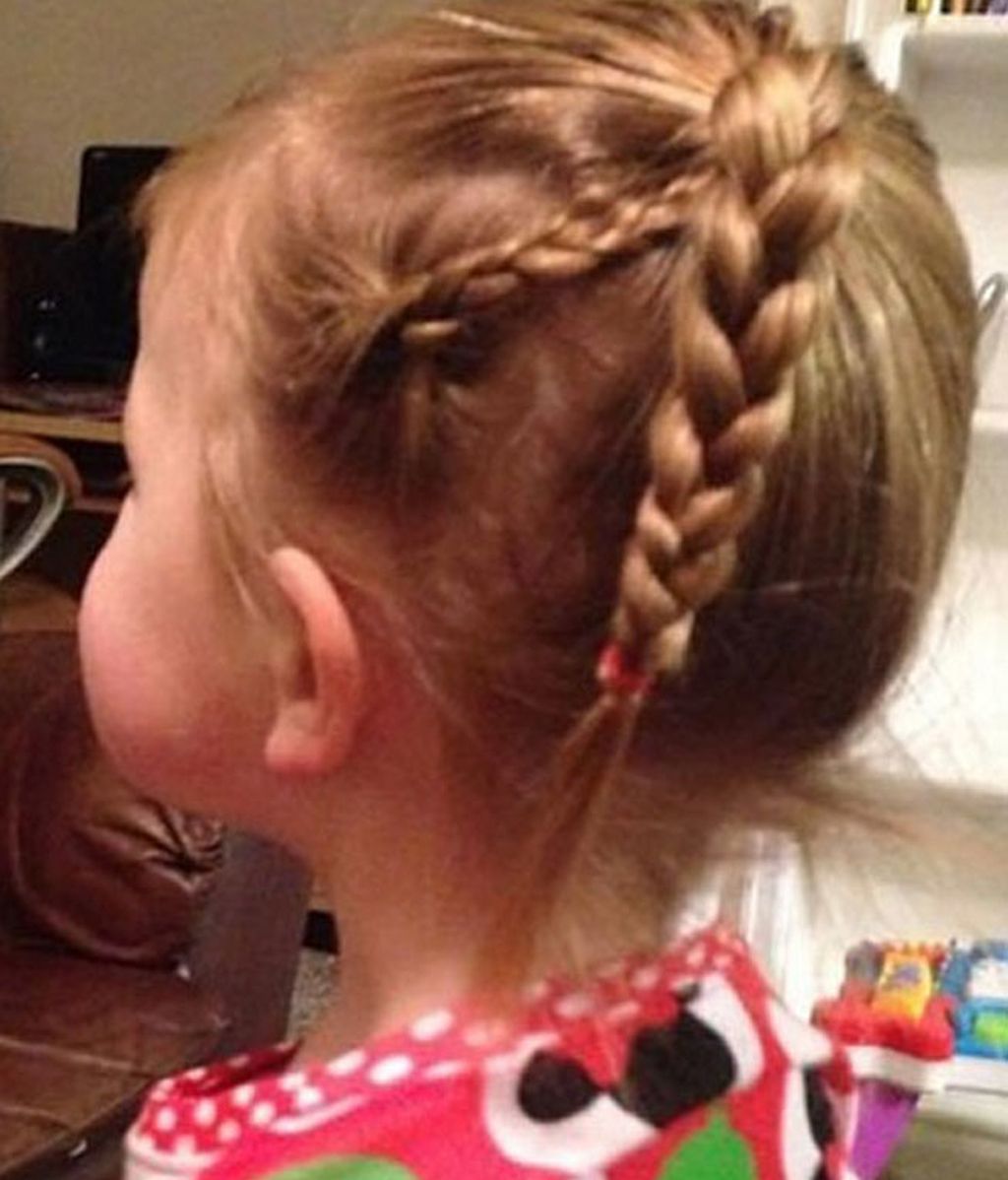 Los 10 increíbles peinados que un padre soltero hizo a su hija de 3 años