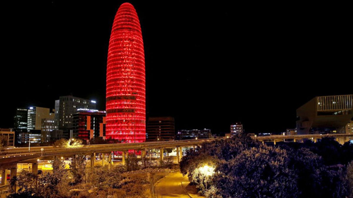 La Torre Agbar podrá ser un hotel de lujo con el beneplácito del Ayuntamiento de Barcelona