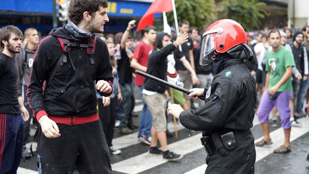 Los estudiantes universitarios protestan contra los recortes y el aumento de las tasas