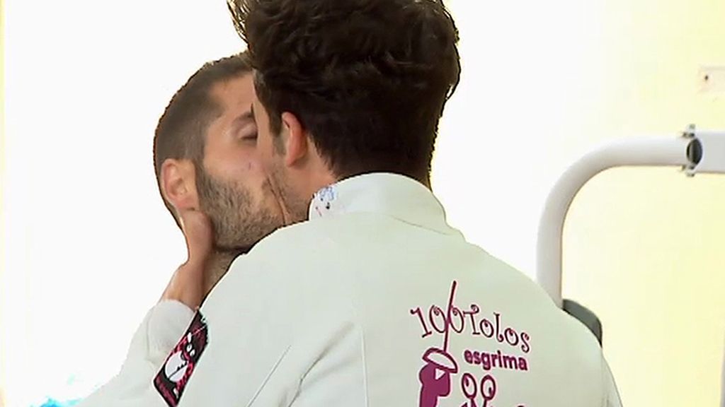 Solteros y candidatos aprovechan bien las citas